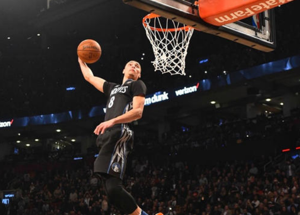  拉文扣篮大赛般表现公牛击败尼克斯结束三连败  